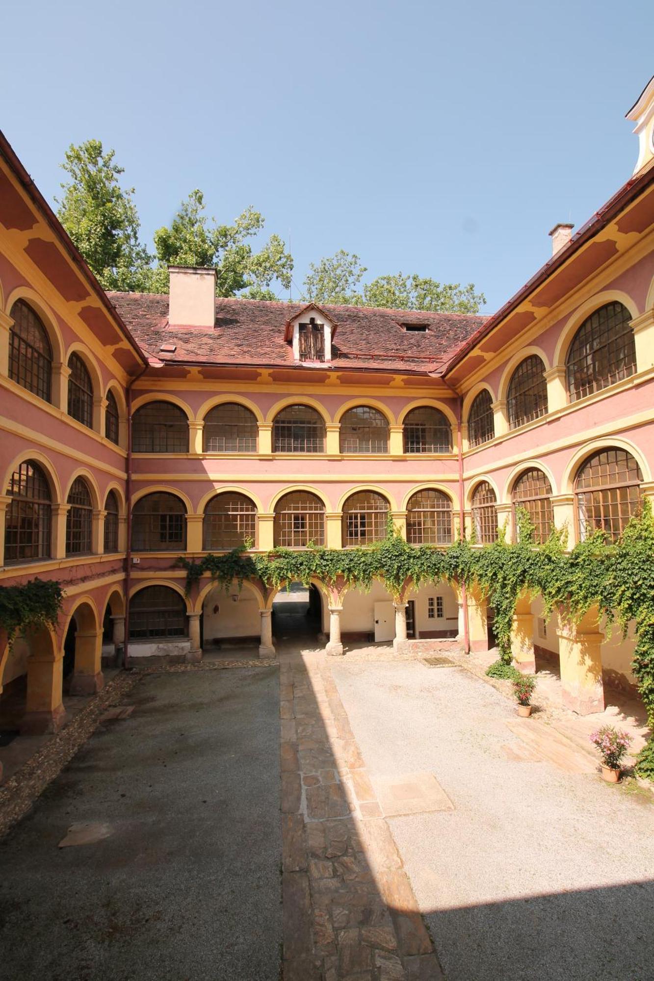 Ferienwohnung Schloss Frauenthal Deutschlandsberg Exterior foto